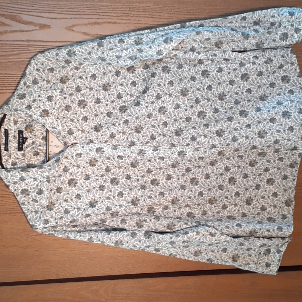 Lands End womens button down shirt with beautiful boho floral design 18W
